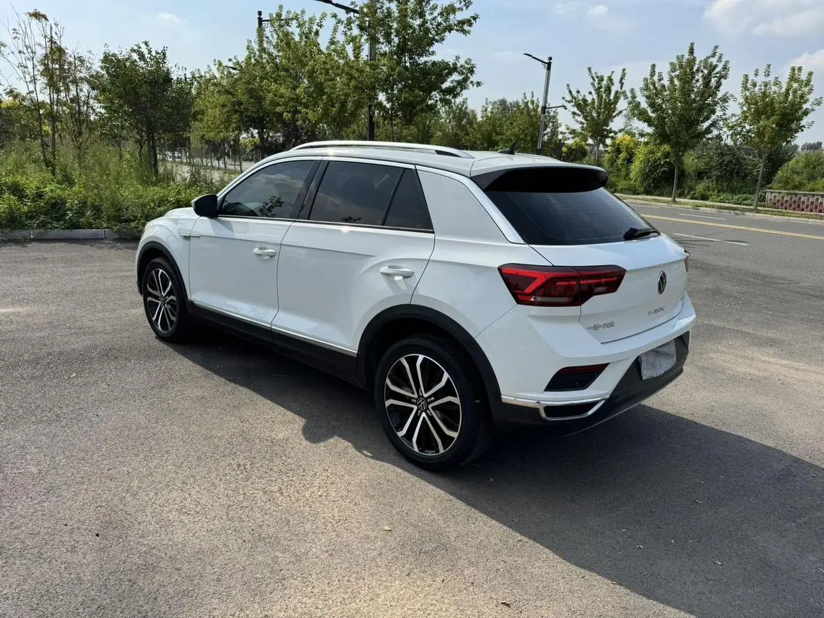 Volkswagen T-Roc 2022 280TSI DSG 2WD PLUS
