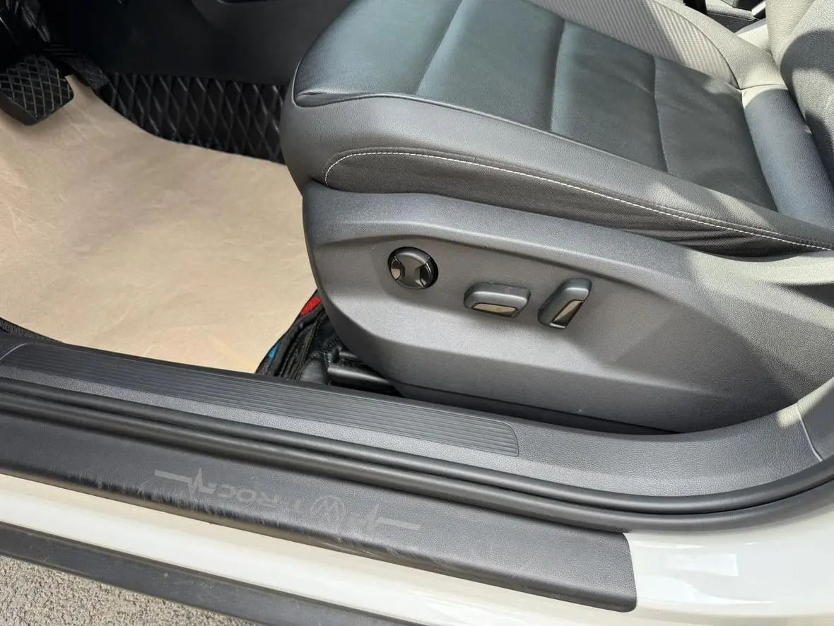 Volkswagen T-Roc 2022 280TSI DSG 2WD PLUS