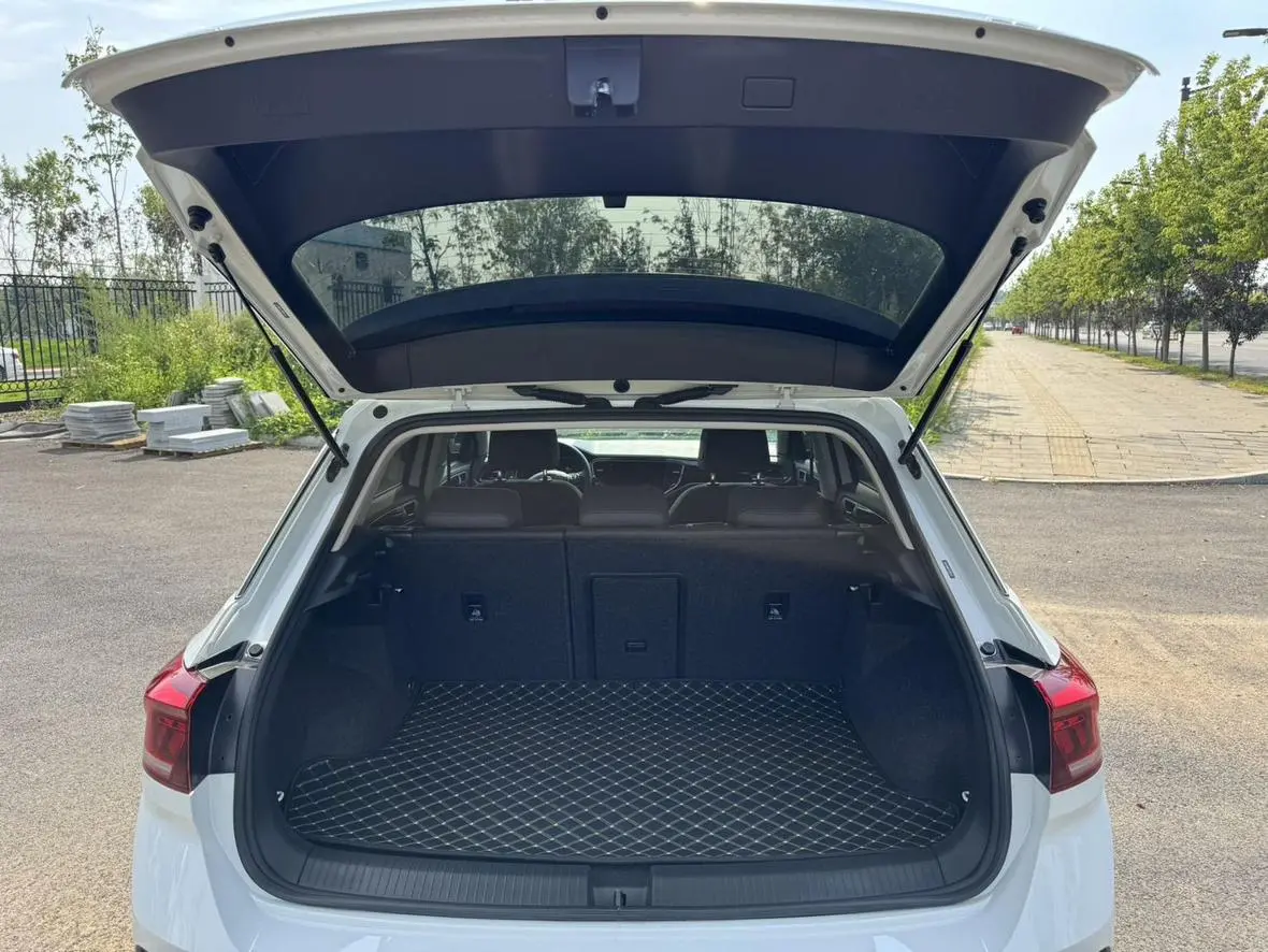 Volkswagen T-Roc 2022 280TSI DSG 2WD PLUS