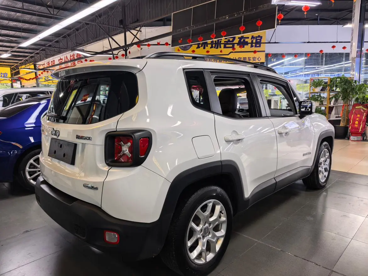 Jeep Renegade 2018 Connected Da 180TS Auto High Performance