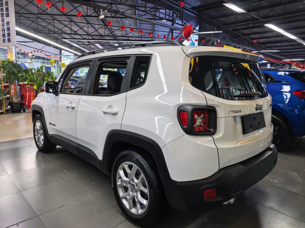 Jeep Renegade 2018 Connected Da 180TS Auto High Performance