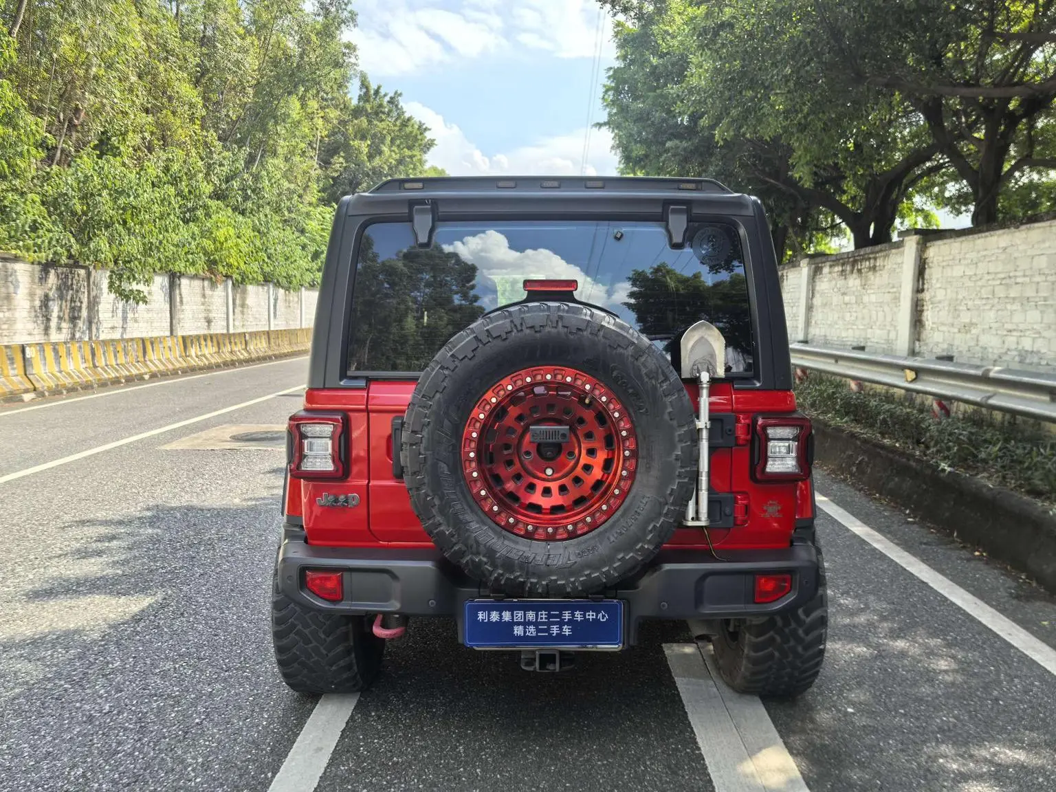 Jeep 2021 2.0T Sahara