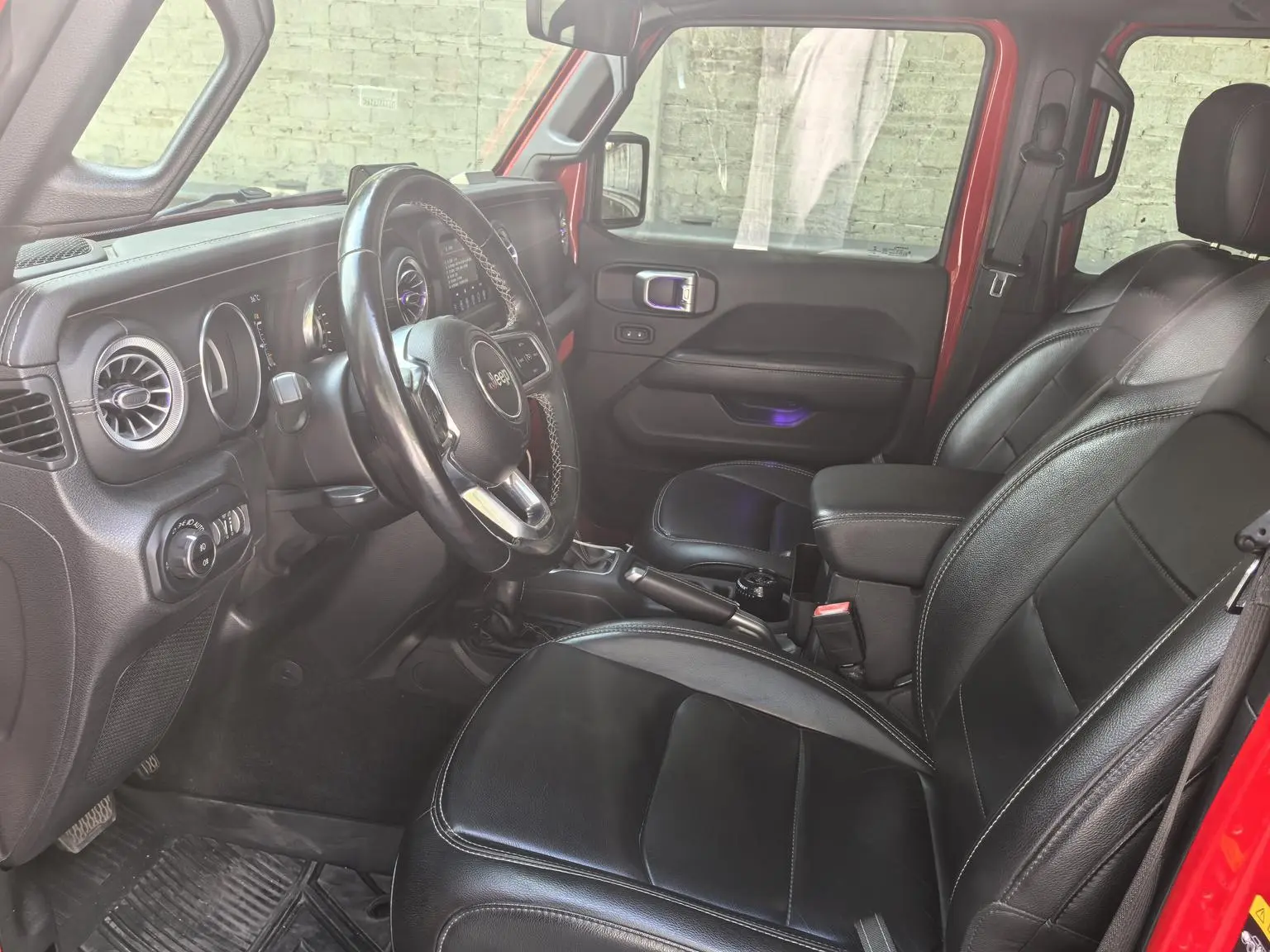 Jeep 2021 2.0T Sahara