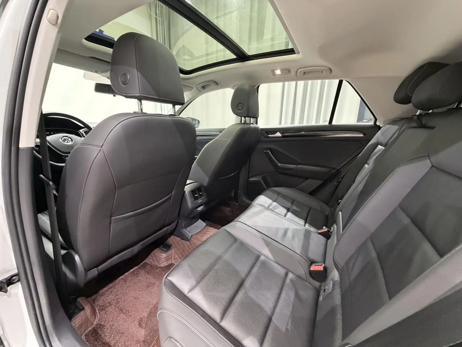 Volkswagen T-Roc 2022 280TSI DSG 2WD PLUS