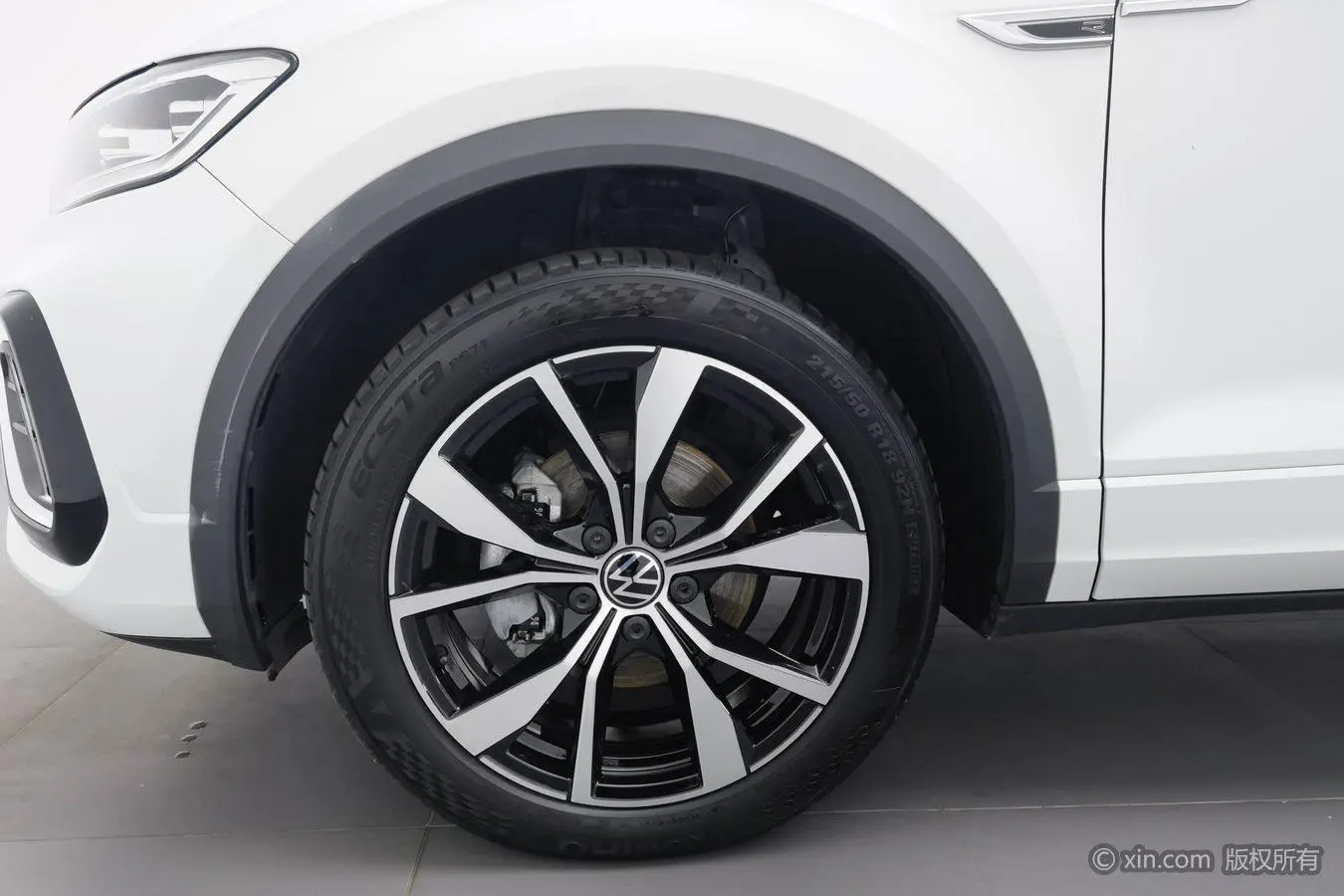 Volkswagen T-Roc 2023 300TSI DSG
