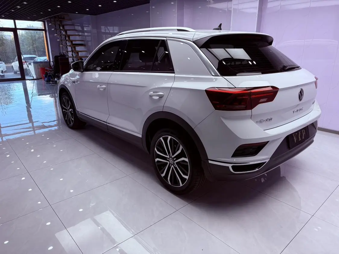 Volkswagen T-Roc 2022 280TSI DSG 2WD PLUS