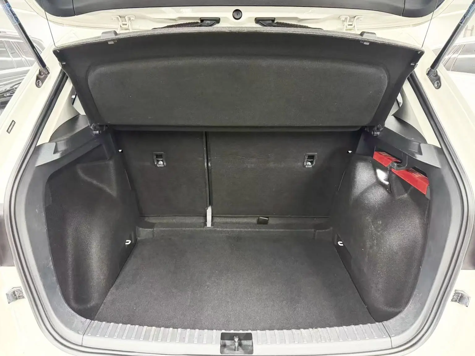 Volkswagen Tharu 2020 280TSI 2WD Luxury China VI