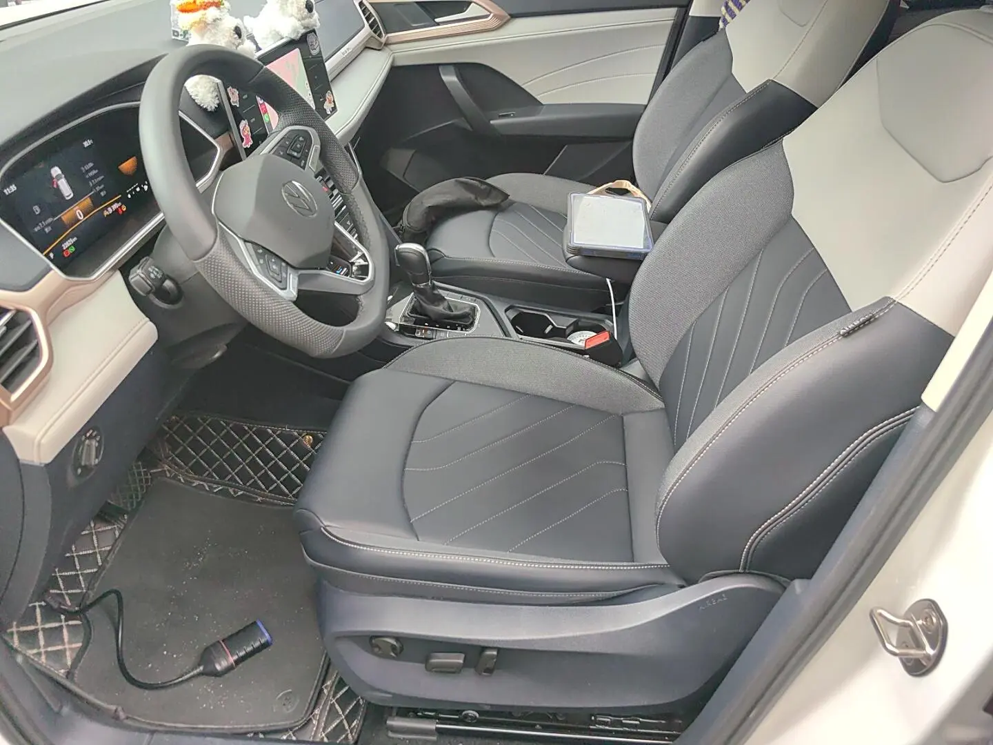 Volkswagen Tharu 2024 300TSI 2WD