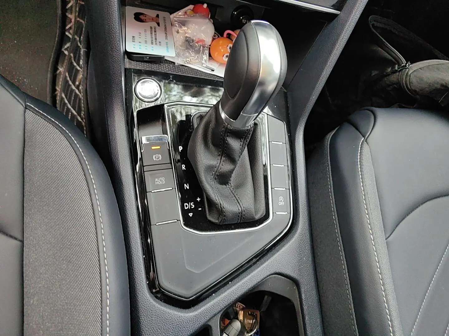Volkswagen Tharu 2024 300TSI 2WD