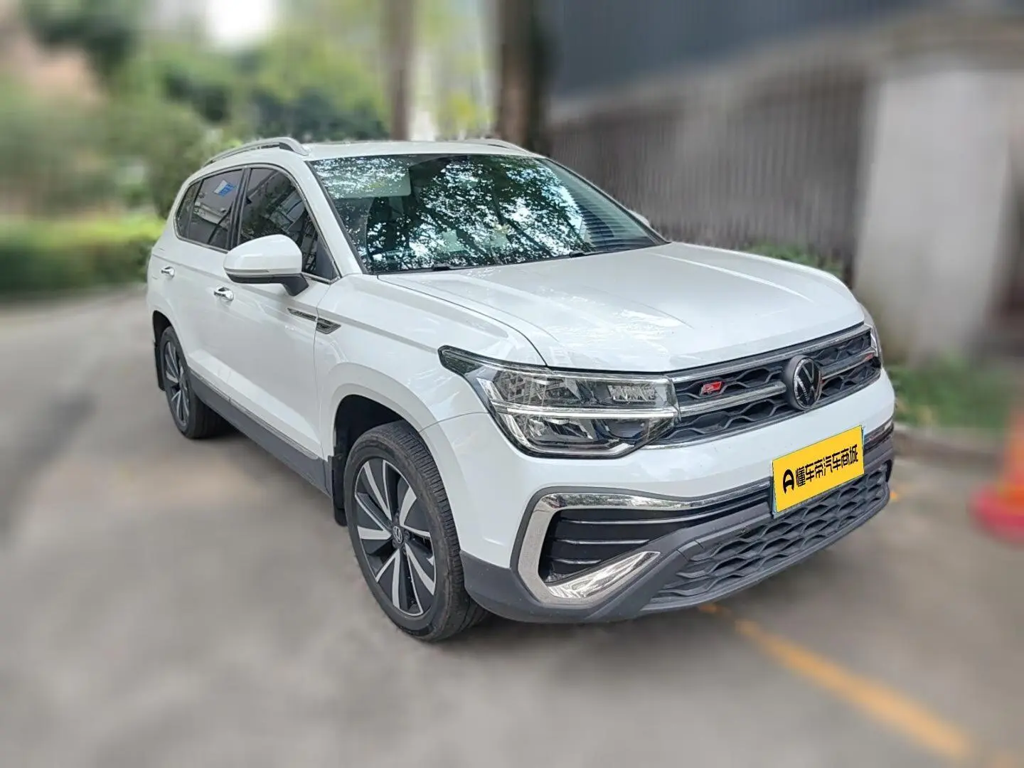 Volkswagen Tharu 2024 300TSI 2WD