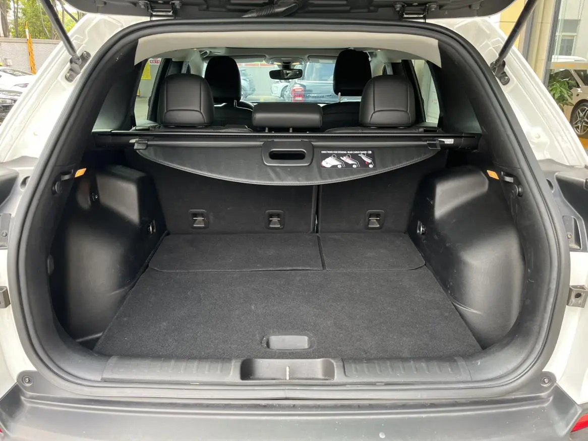 Jeep Cherokee 2019 2.0T 4WD China VI