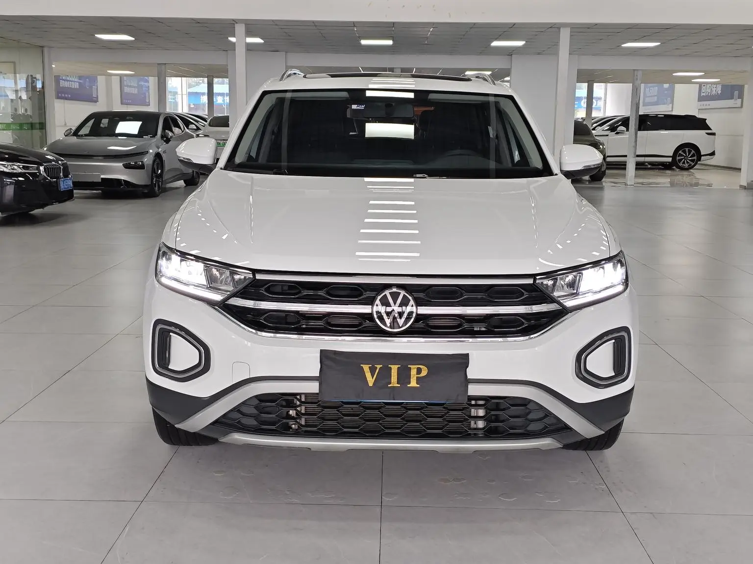 Volkswagen T-Roc 2023 280TSI DSG