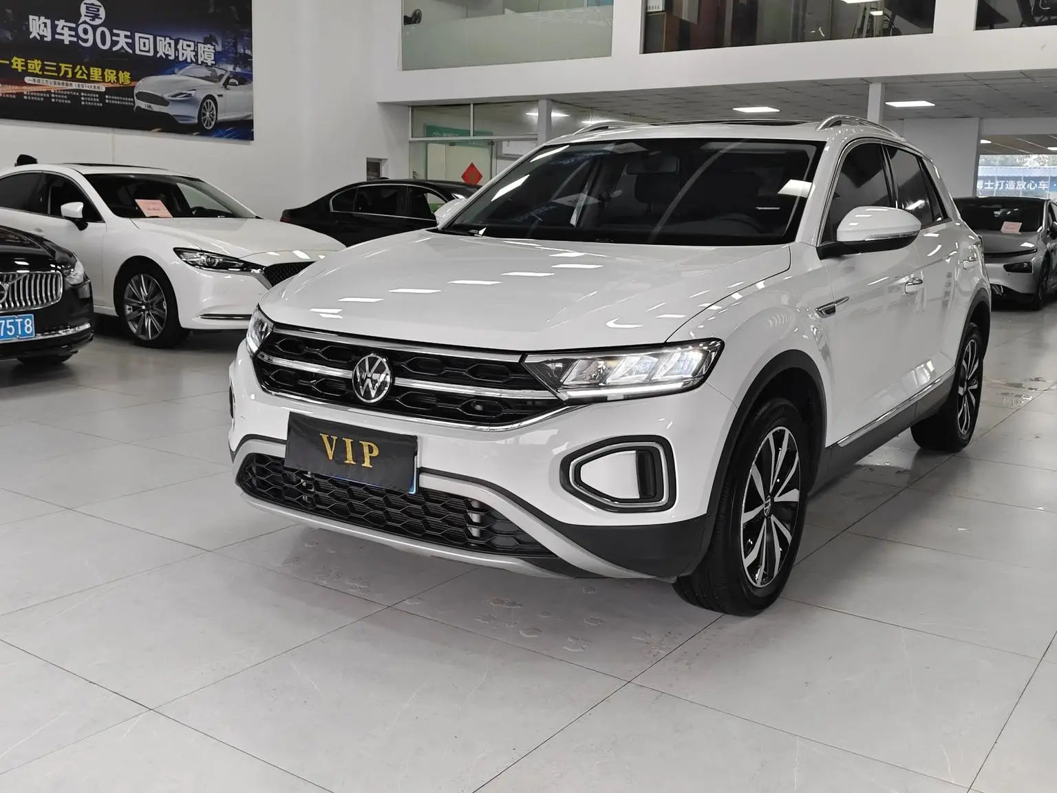 Volkswagen T-Roc 2023 280TSI DSG