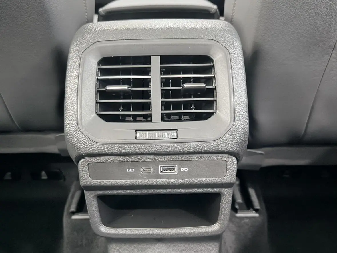 Volkswagen Tharu 2022 280TSI 2WD Luxury