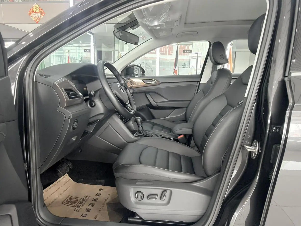 Volkswagen Tharu 2022 280TSI 2WD Luxury