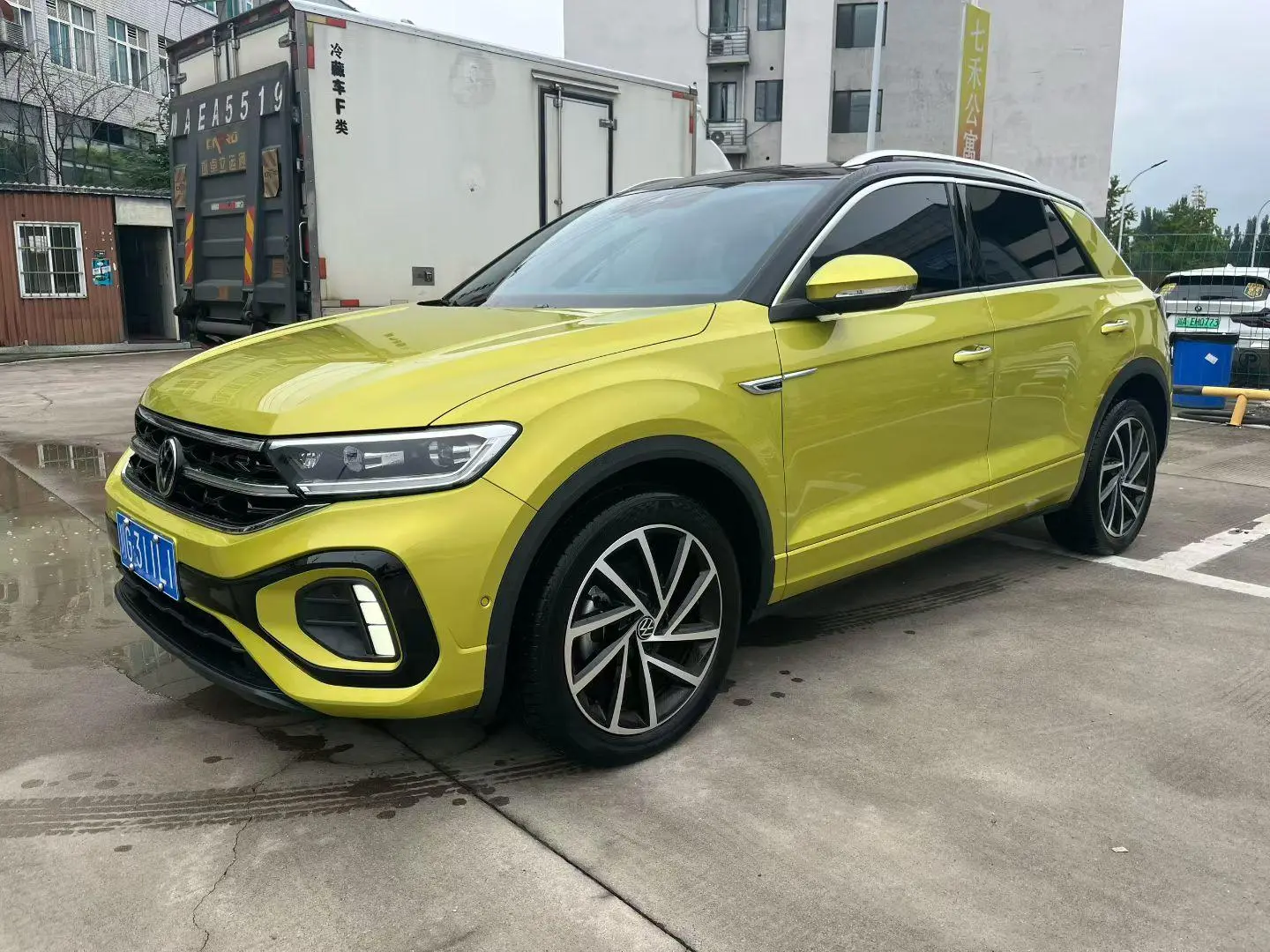 Volkswagen T-Roc 2023 300TSI DSG