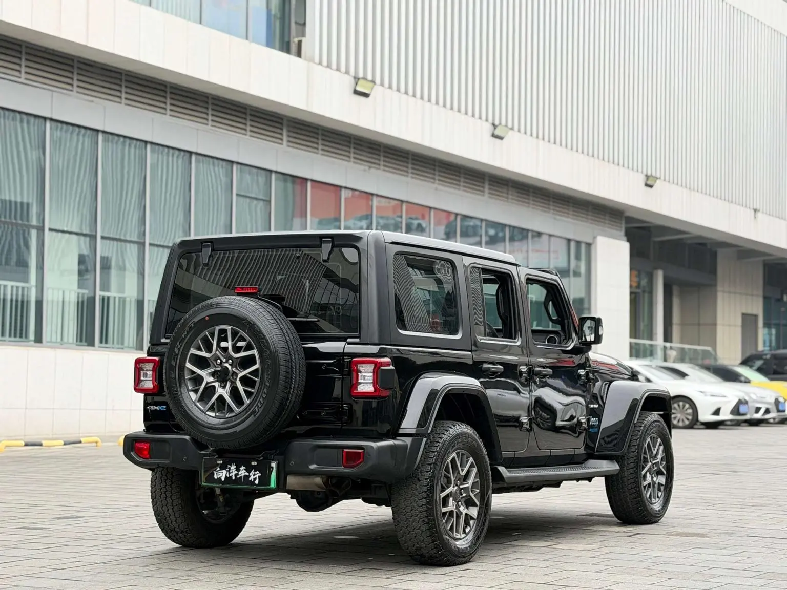 Jeep 2021 2.0T Sahara
