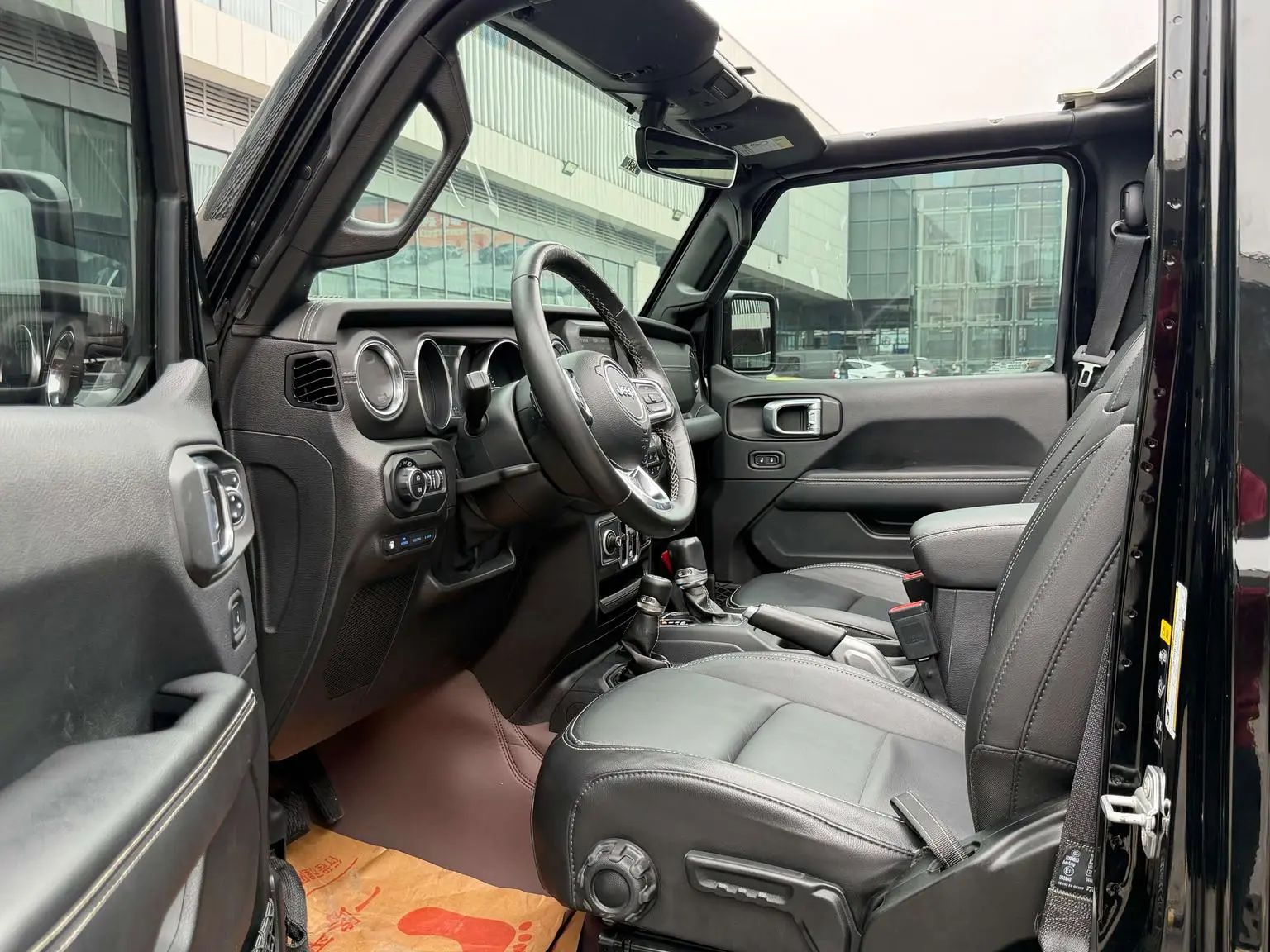 Jeep 2021 2.0T Sahara