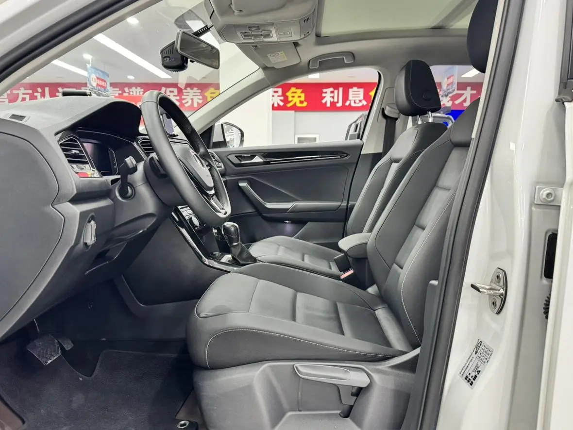 Volkswagen T-Roc 2021 280TSI DSG 2WD Luxury Connected