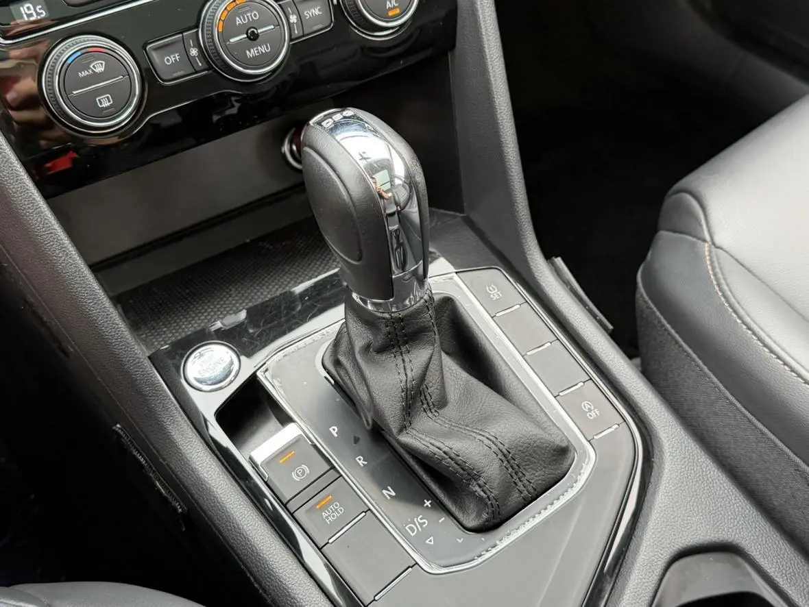 Volkswagen Tharu 2020 280TSI 2WD Comfort China VI