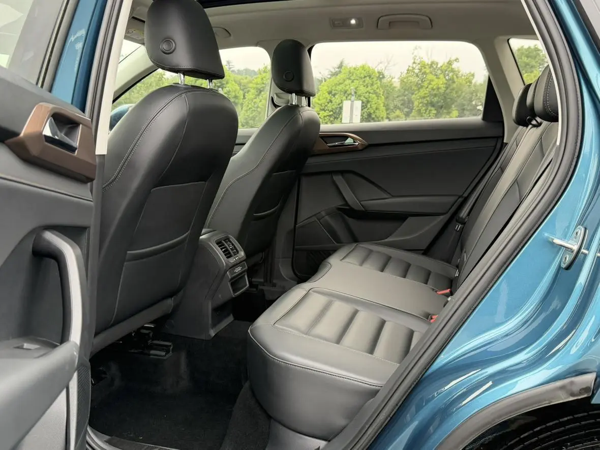 Volkswagen Tharu 2020 280TSI 2WD Comfort China VI