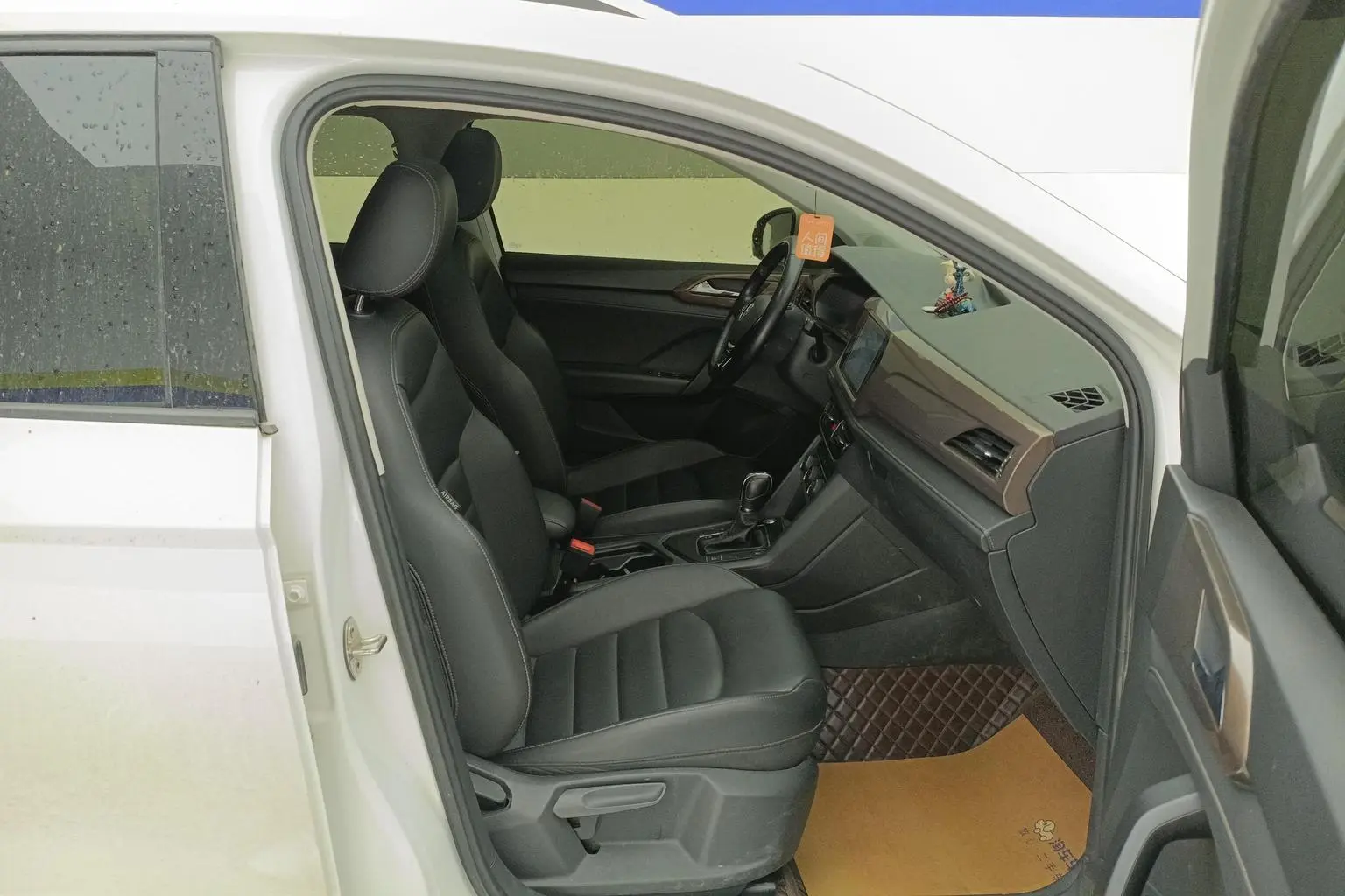 Volkswagen Tharu 2019 280TSI 2WD Comfort China VI