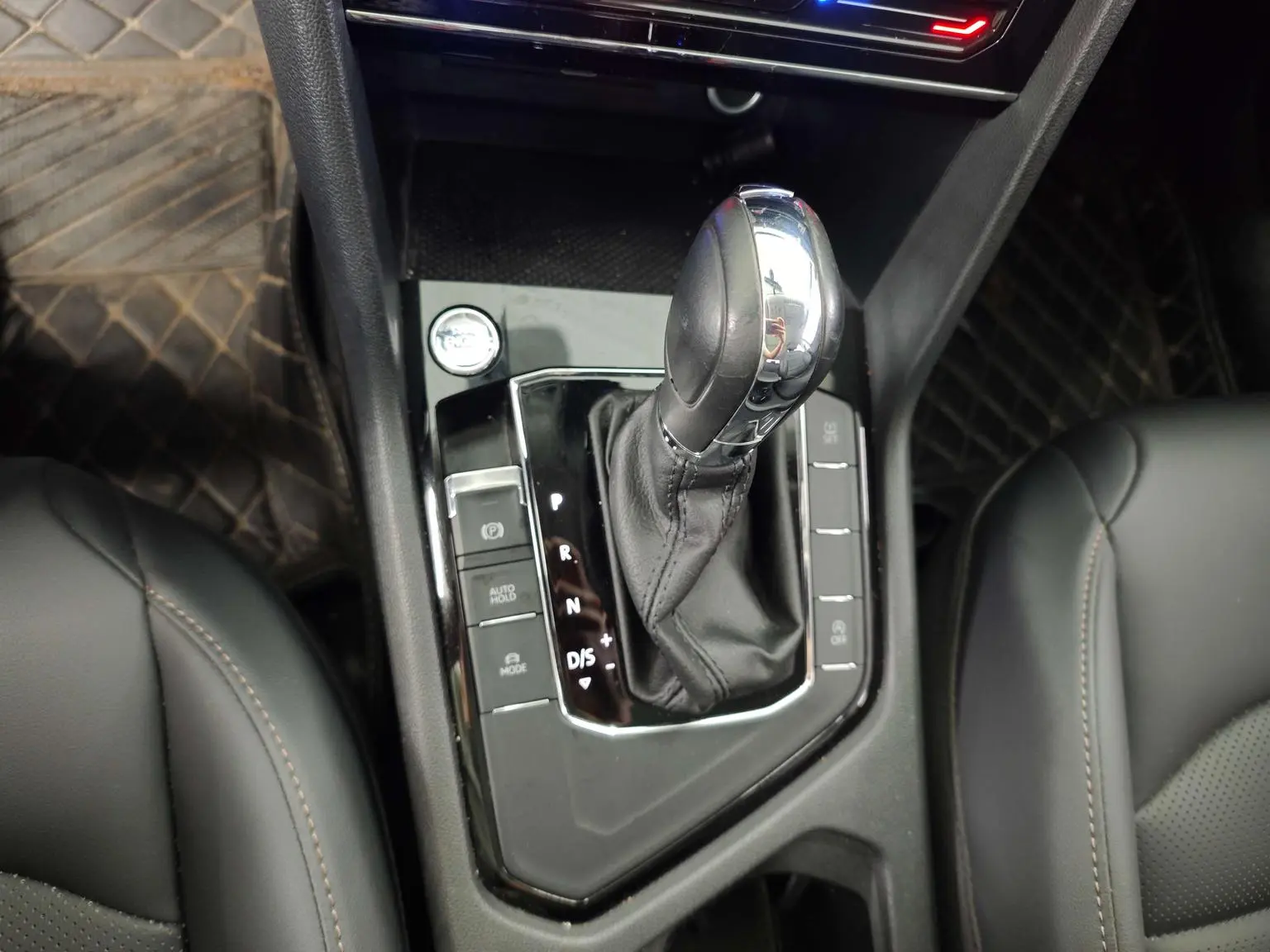 Volkswagen Tharu 2021 280TSI 2WD Luxury PLUS