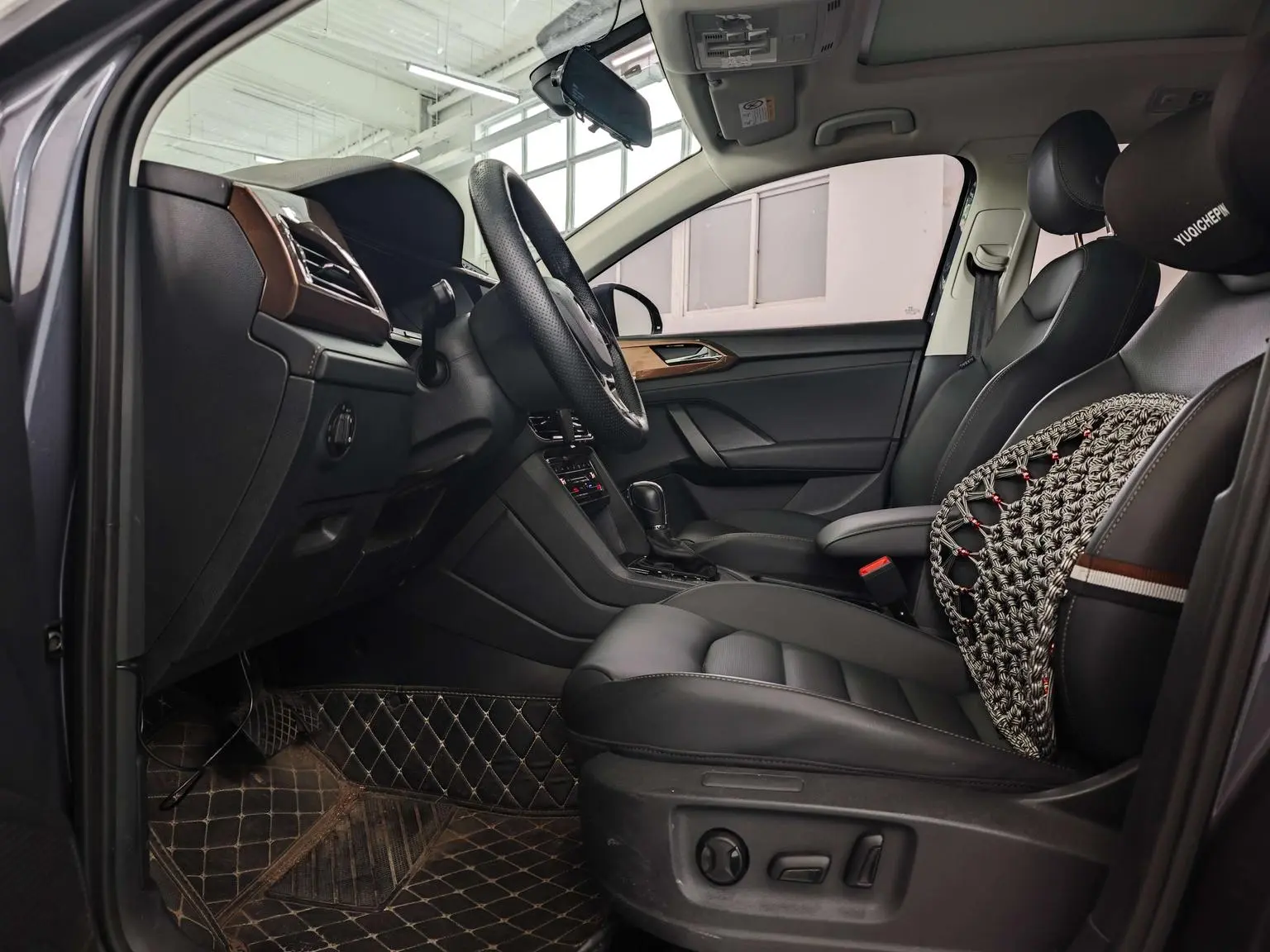 Volkswagen Tharu 2021 280TSI 2WD Luxury PLUS