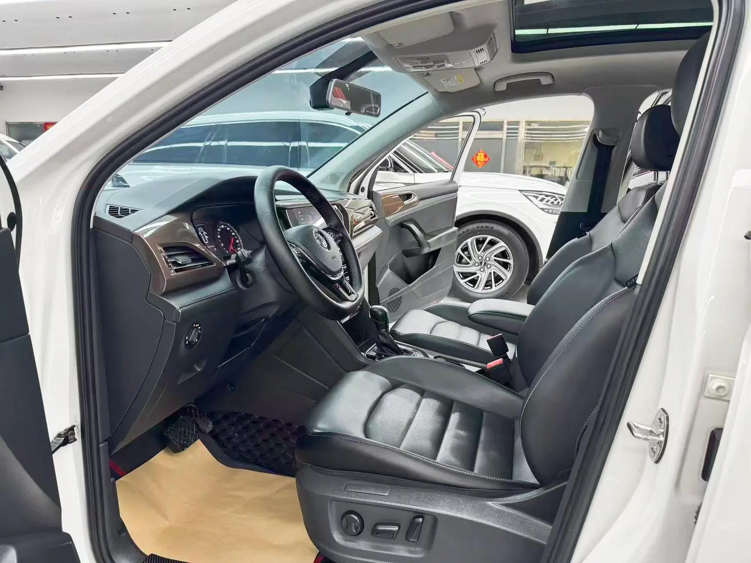 Volkswagen Tharu 2020 280TSI 2WD Luxury PLUS China V