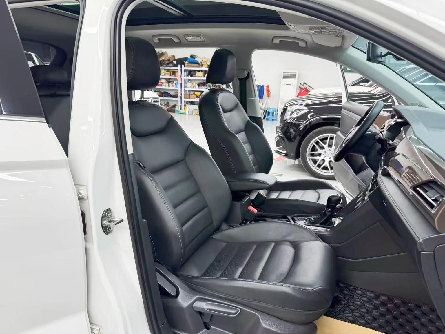 Volkswagen Tharu 2020 280TSI 2WD Luxury PLUS China V
