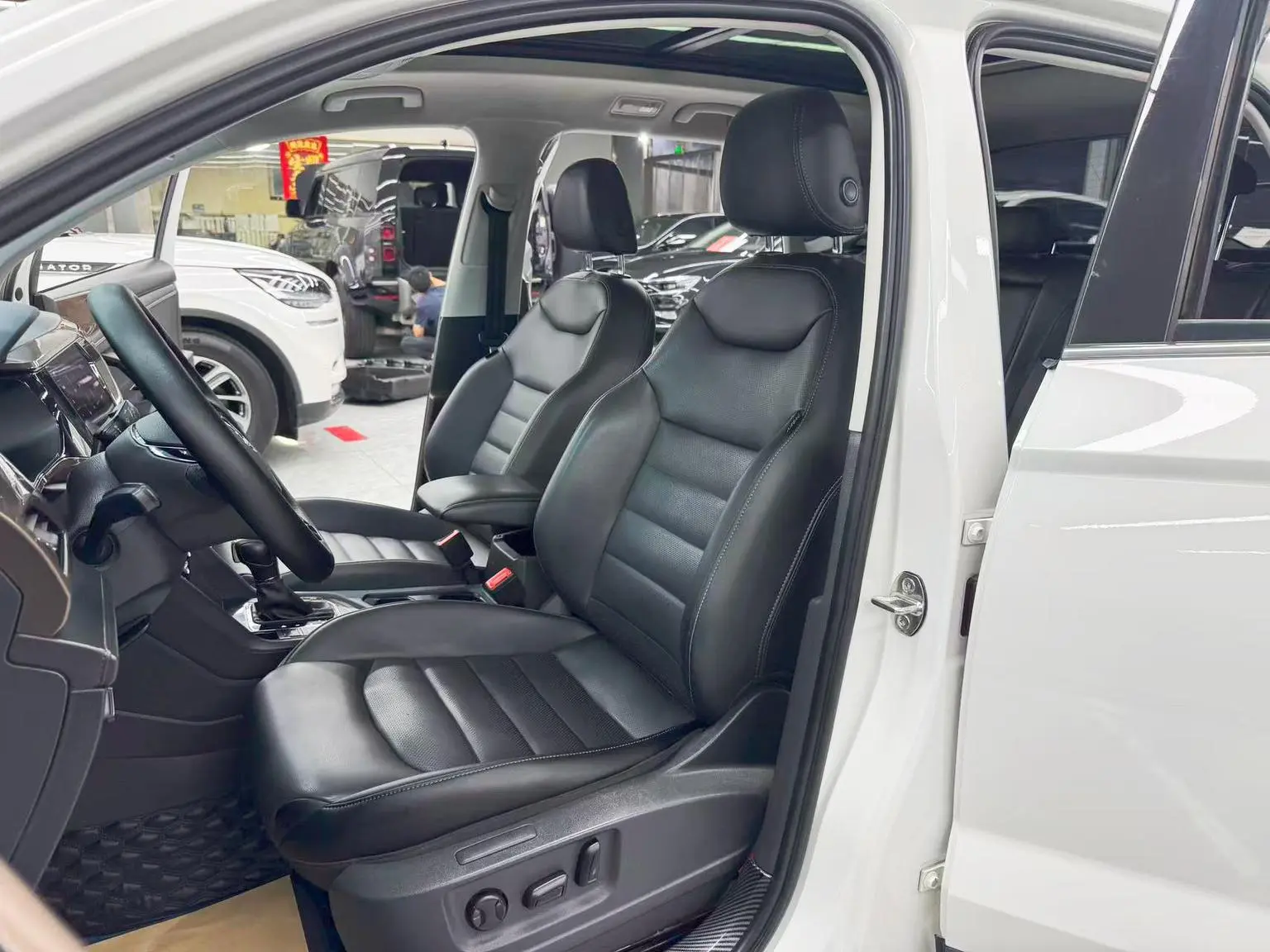 Volkswagen Tharu 2020 280TSI 2WD Luxury PLUS China V