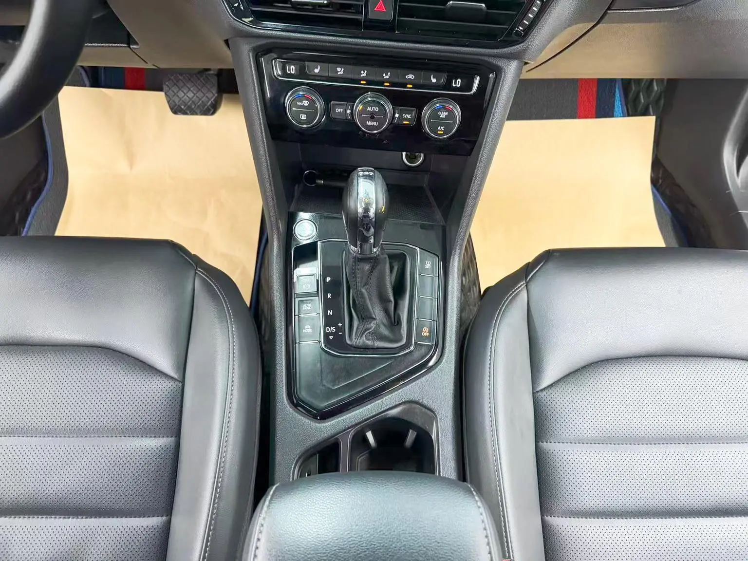 Volkswagen Tharu 2020 280TSI 2WD Luxury PLUS China V