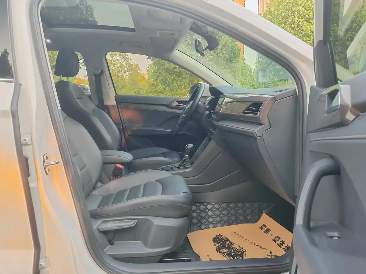 Volkswagen Tharu 2022 330TSI 4WD Luxury