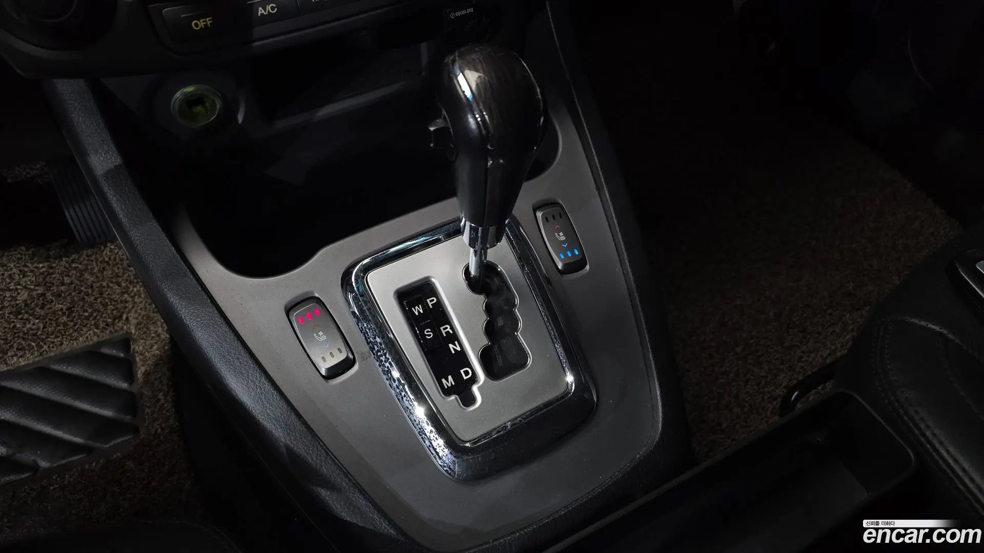 KG Mobility KORANDO 4WD Extreme Sport 9-Seater
