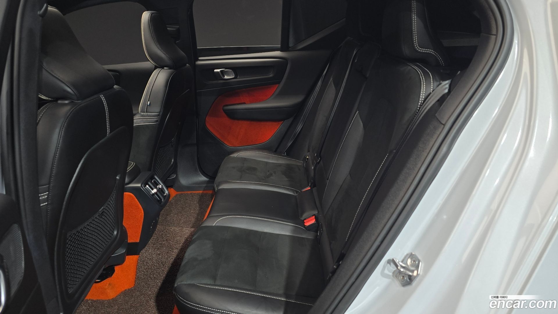 Volvo XC40 B4 R-Design