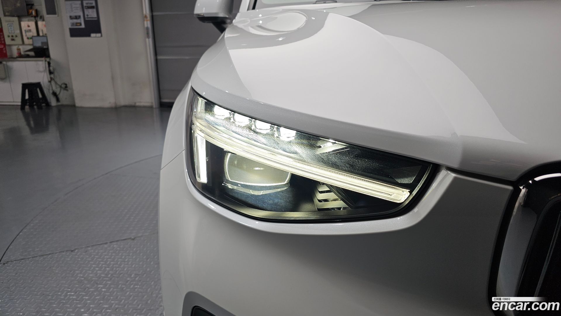 Volvo XC40 B4 Ultra Bright