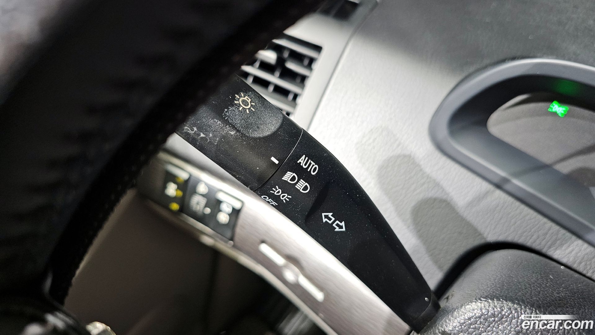 KG Mobility KORANDO 4WD Chateau 9-seater