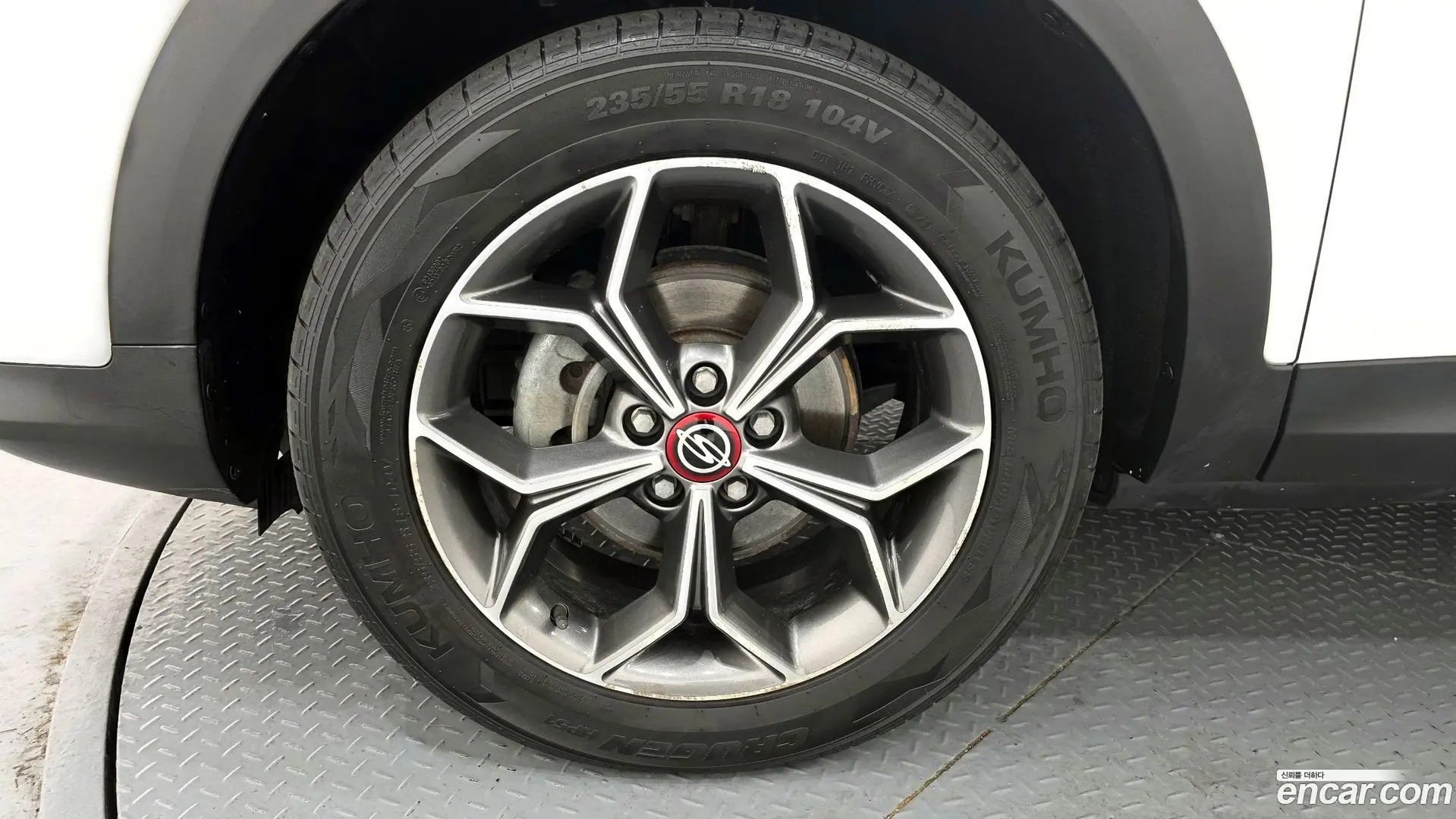 KG Mobility KORANDO Gasoline 1.5 4WD R-Plus