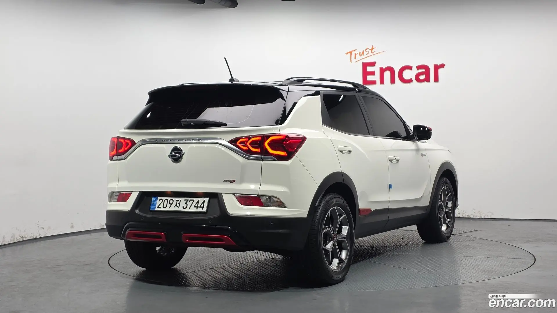 KG Mobility KORANDO Gasoline 1.5 4WD R-Plus