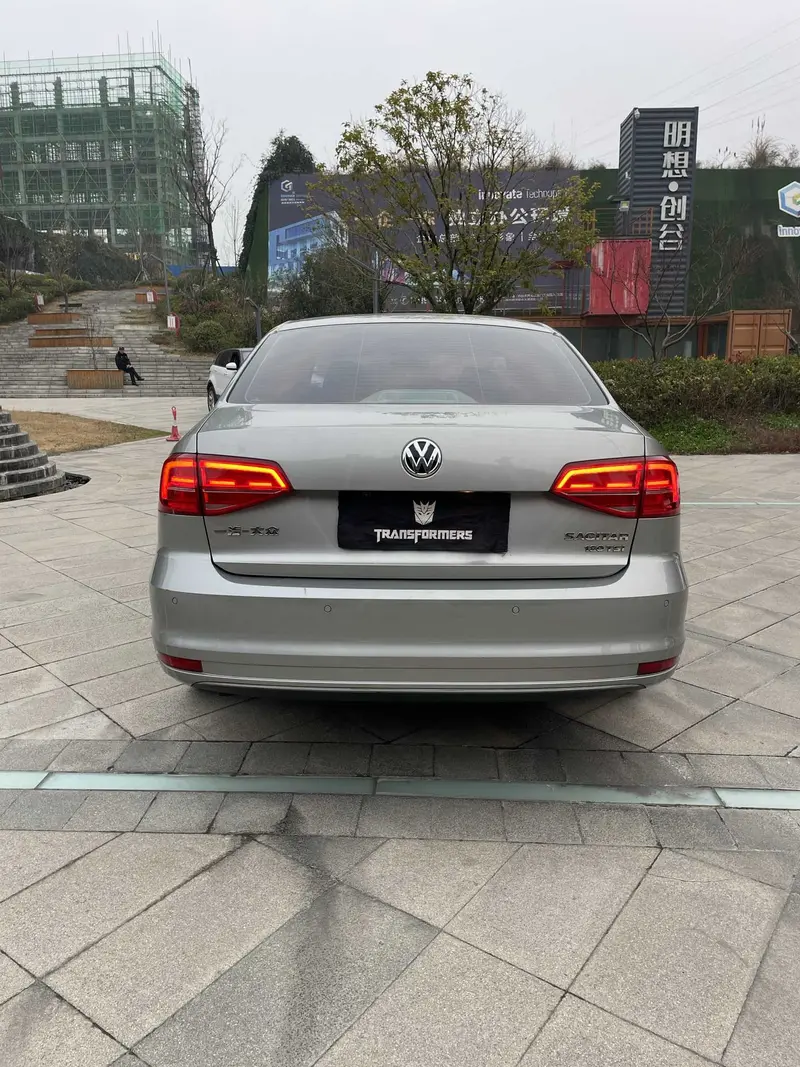 Sagitar 2018 180TSI DSG Premium Edition