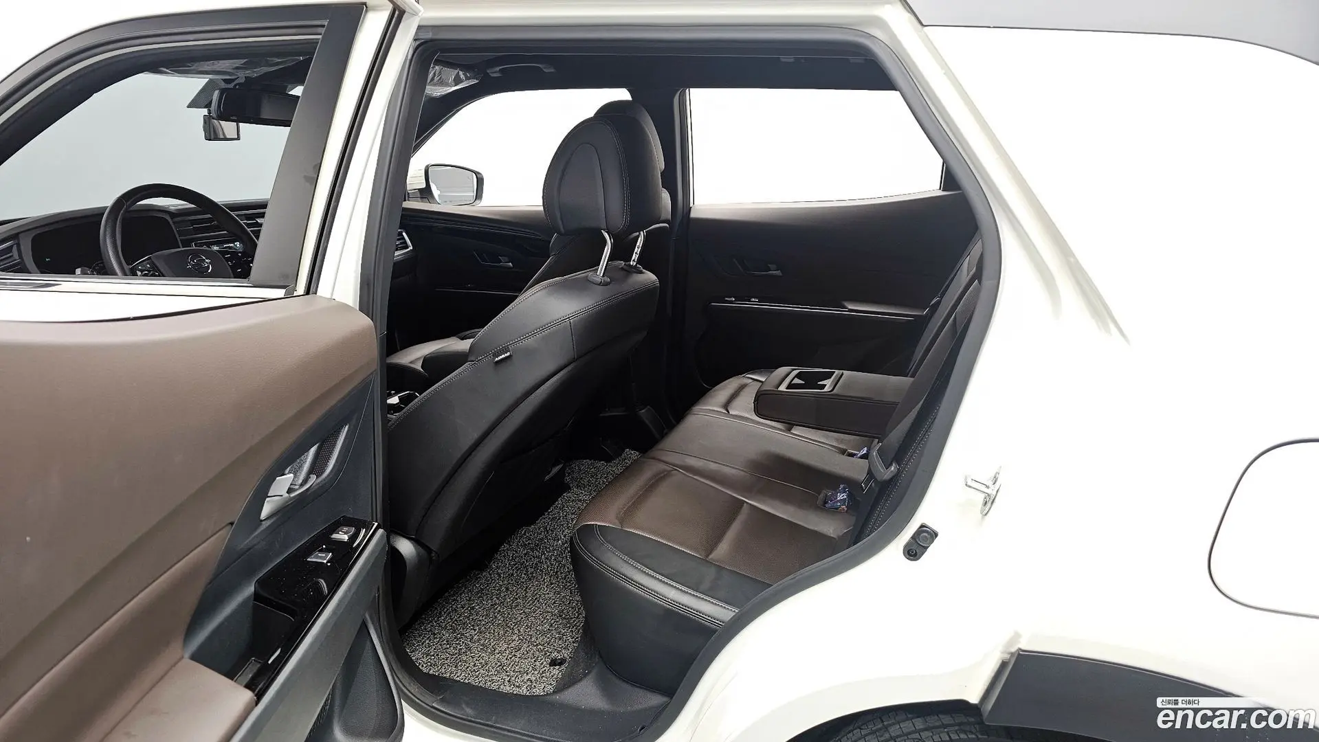 KG Mobility KORANDO Gasoline 1.5 4WD C5