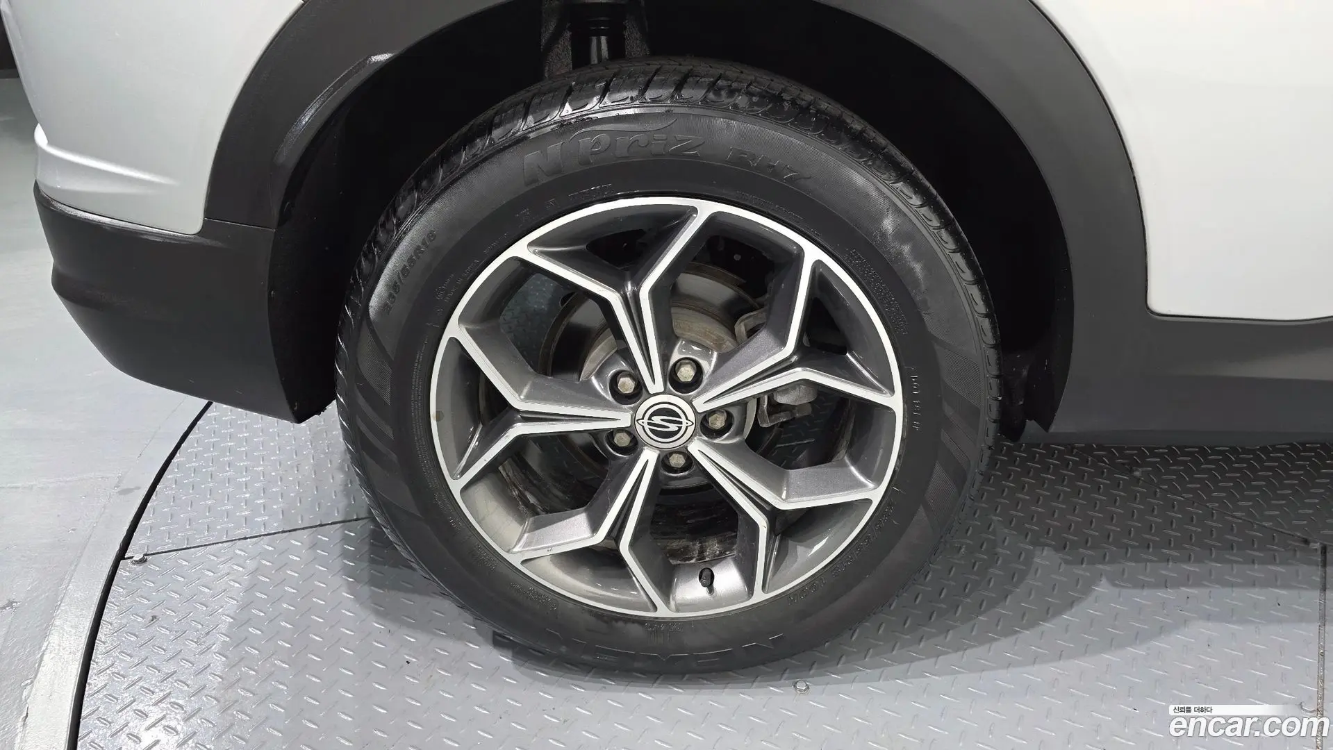 KG Mobility KORANDO Gasoline 1.5 4WD C5