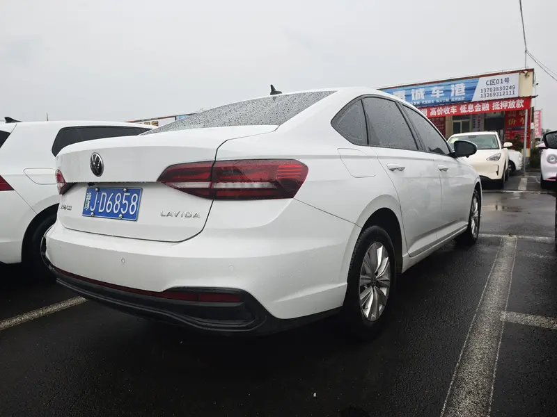 Lavida 2023 facelift 1.5L automatic Deyi version