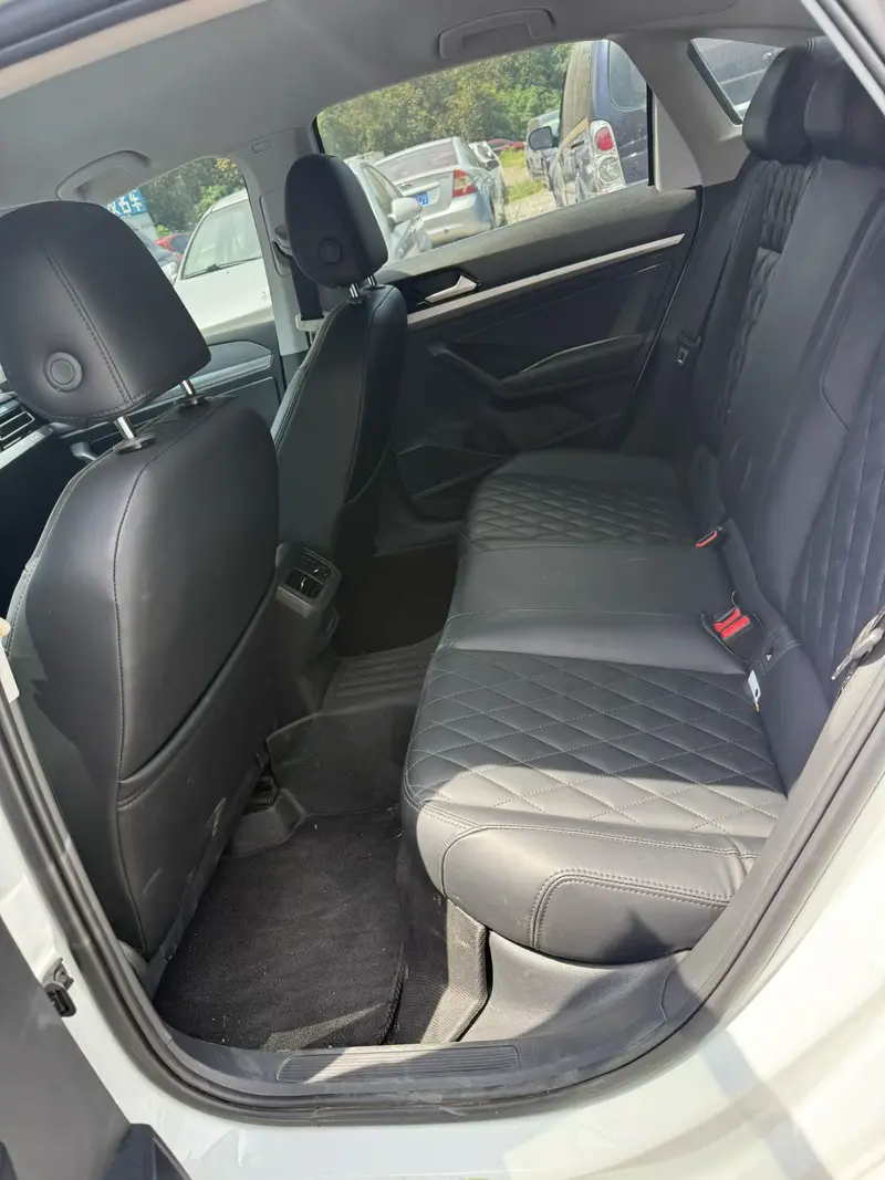 Lavida 2023 facelift 1.5L automatic Deyi version