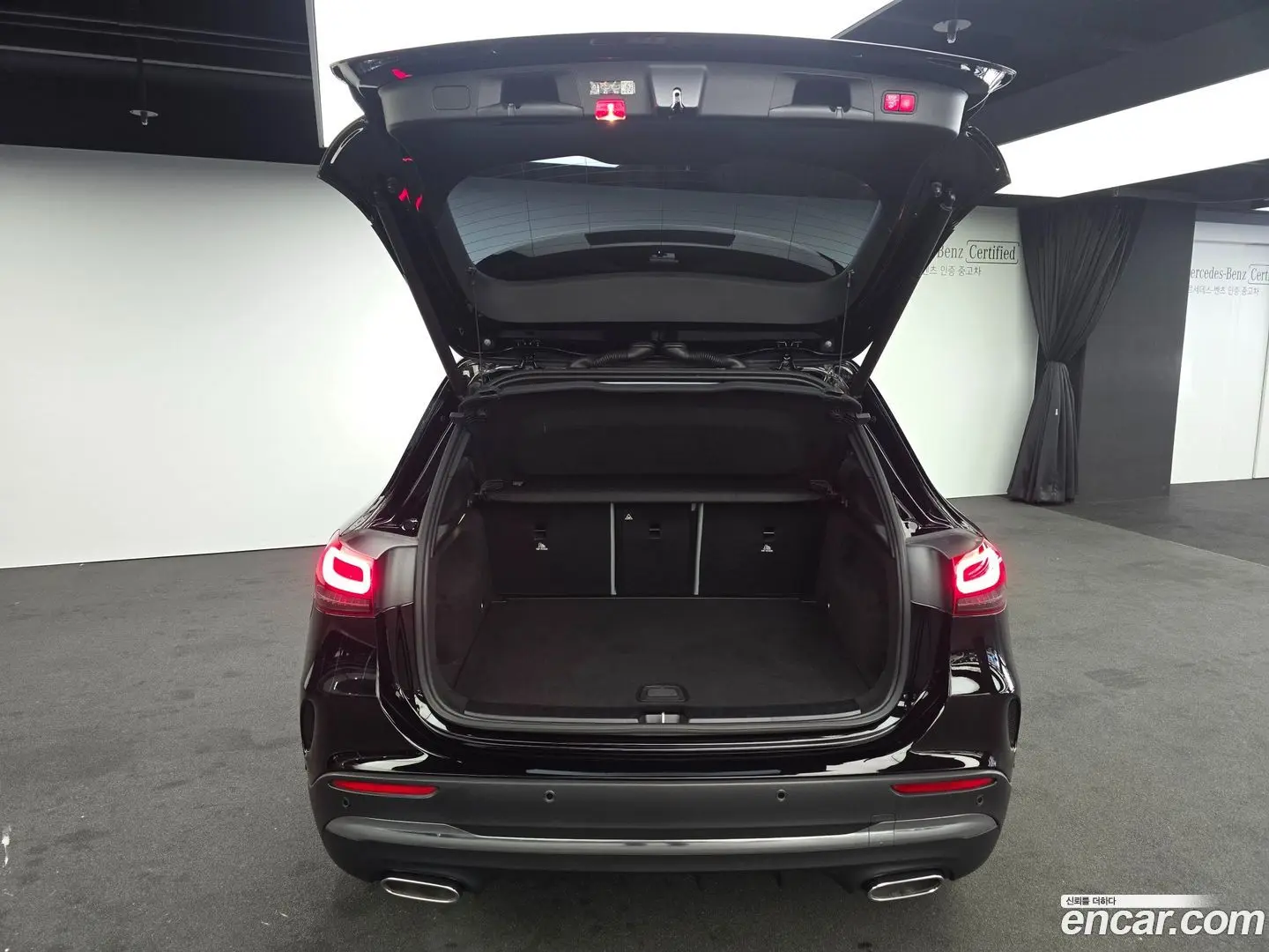 Mercedes-Benz GLA-Class GLA250 4MATIC 2023