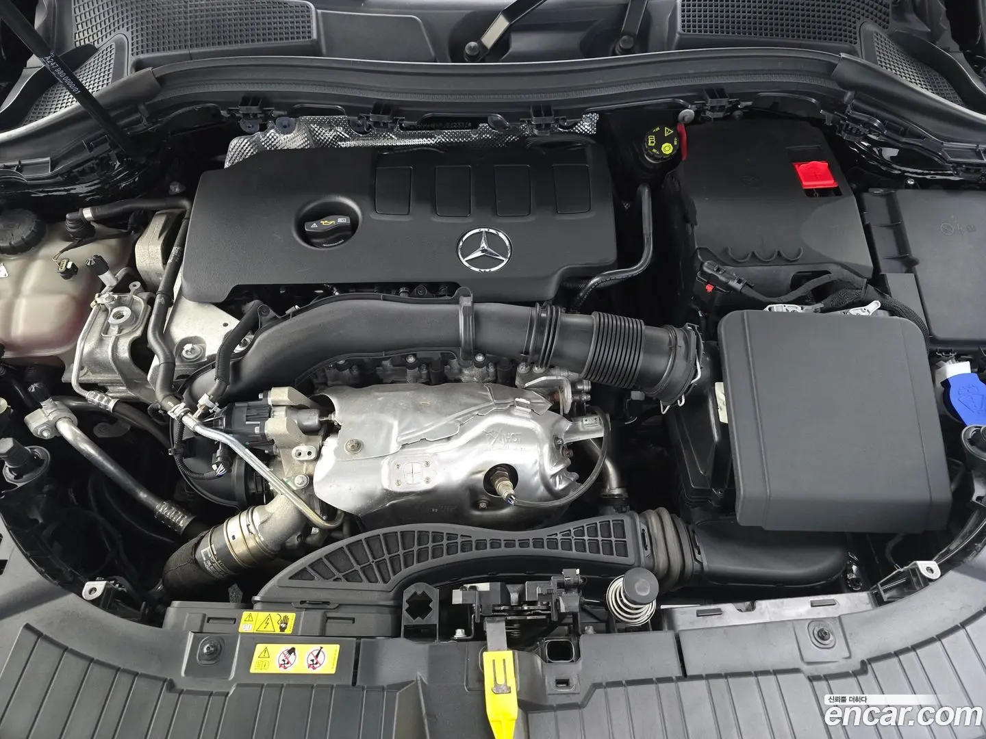 Mercedes-Benz GLA-Class GLA250 4MATIC 2023