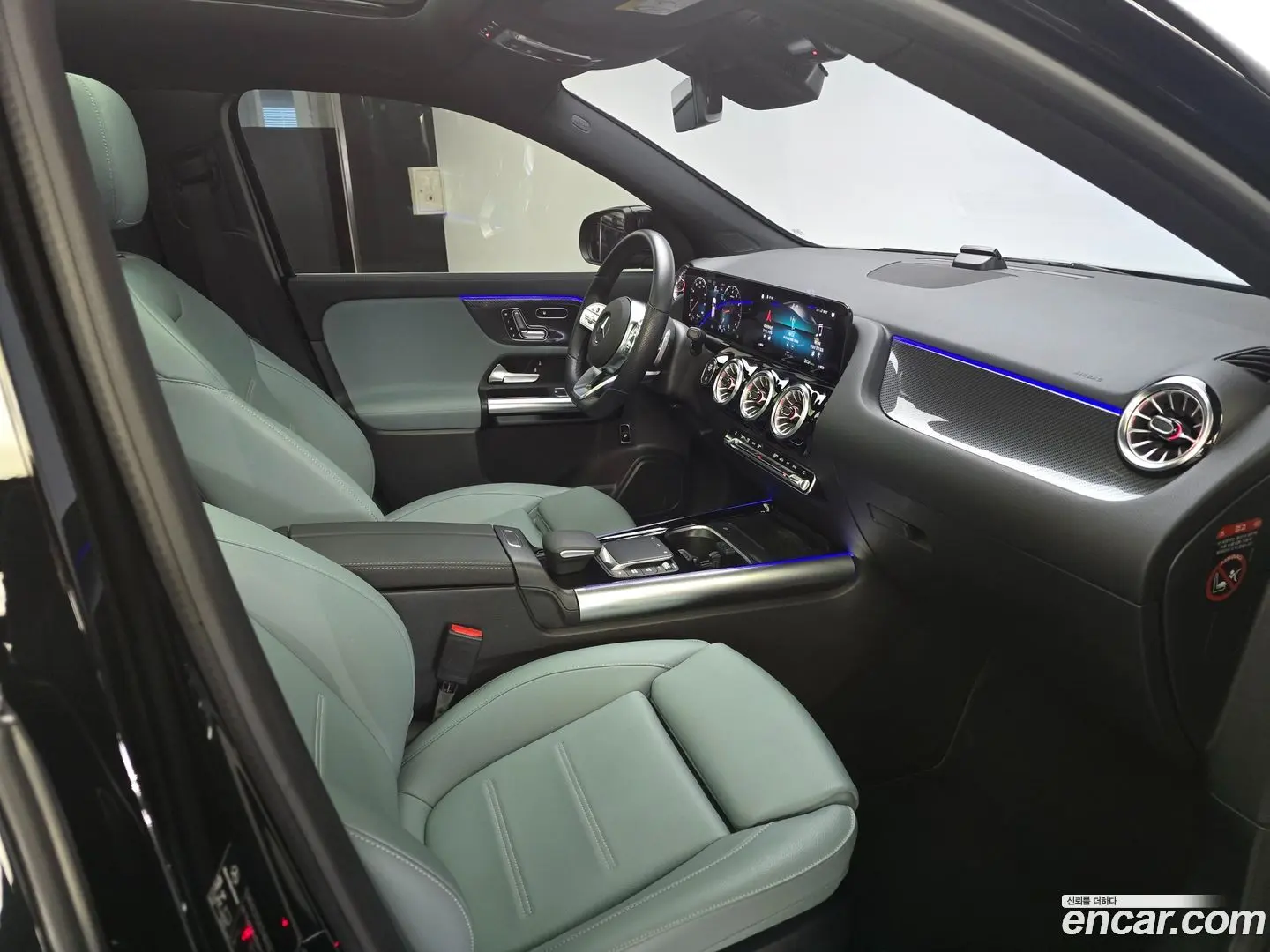 Mercedes-Benz GLA-Class GLA250 4MATIC 2023