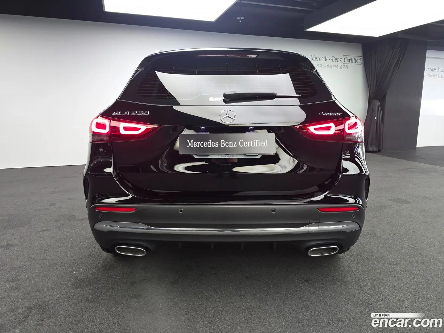 Mercedes-Benz GLA-Class GLA250 4MATIC 2023