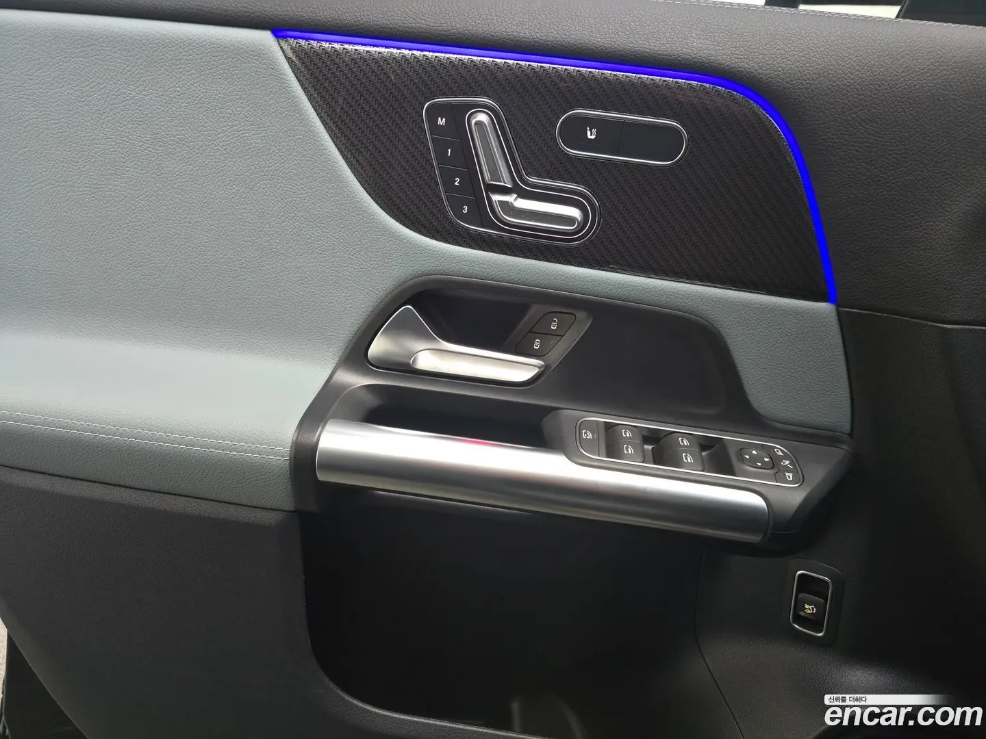 Mercedes-Benz GLA-Class GLA250 4MATIC 2023