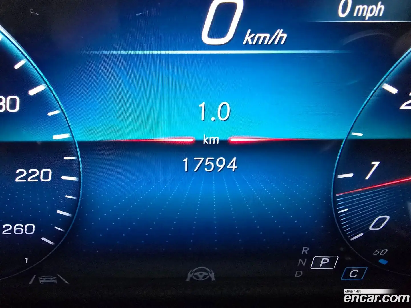 Mercedes-Benz GLA-Class GLA250 4MATIC 2023